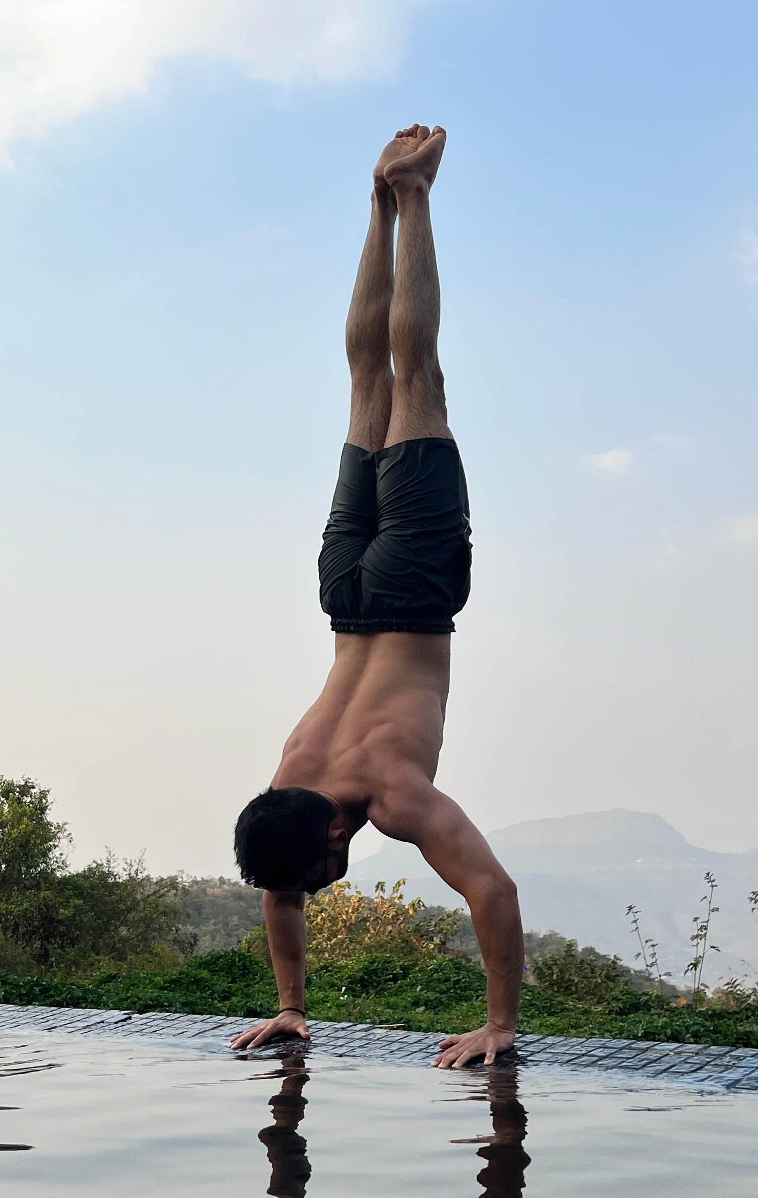 CFA Calisthenics Handstand Training